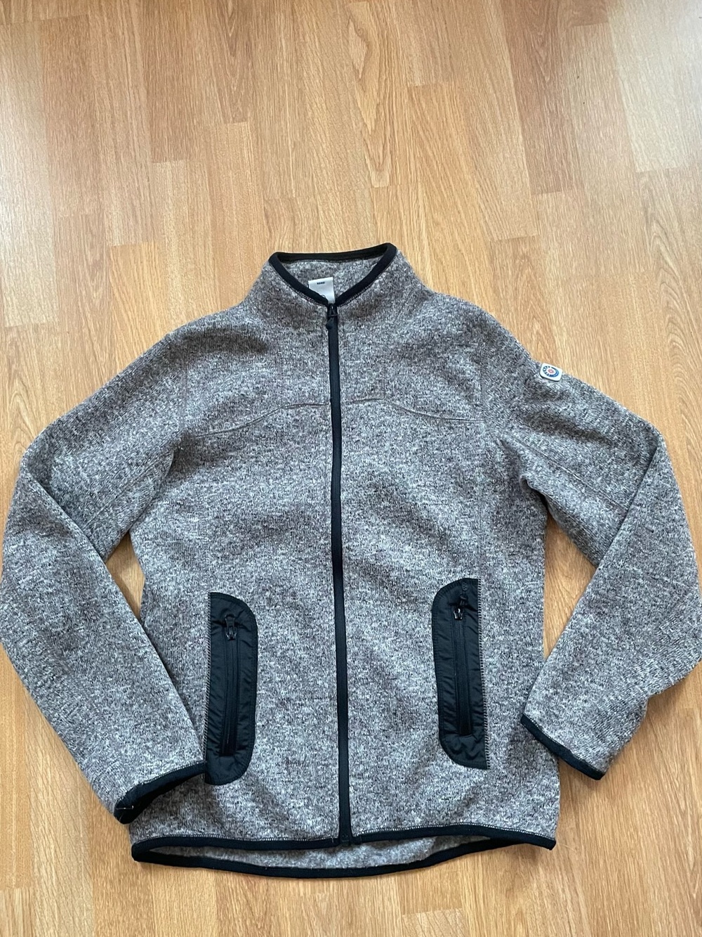 Icewear Size Medium Taupe/Gray Full-Zip Women’s Jacket with Quilted Pocket Trim